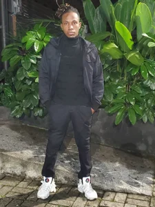 Jeanpieroo26Public Bild 3