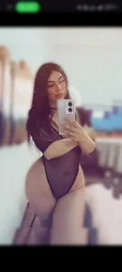 Zoe_moon_moon Public Εικόνα 2
