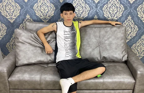 pelusos_mensのTONYの 2枚の写真