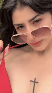 fiorella_paris What would you think about doing to me in the pool, daddy?💦🥵 Εικόνα 4
