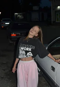 SigneKali: Public ( 4 фото)