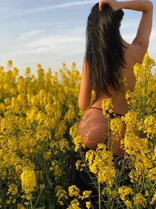 Awesome_Jolie kullanıcısının Feeling hot and naughty! albümü -  2 fotoğraf