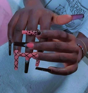 karembo_Johnson Public Pic 4