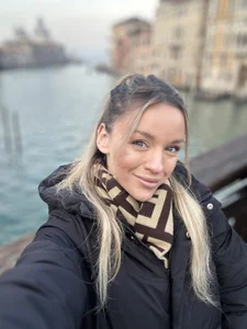 KatieCutieXooo Cute Venice Trip 🫦❤️ Bilde 6