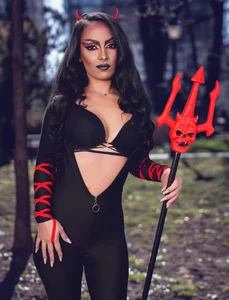 My evil and naughty side od NovaDiamond  2 snímek