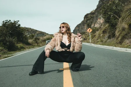 Katalina_Evansのat the top of the mountain 😈🍒🌠の 7枚の写真