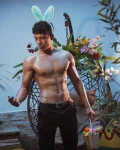 Kyros_leonidas Pascua 🐥 Immagine  2