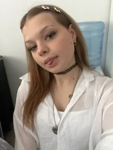 GeoGreta's XXX Nude Photo 3