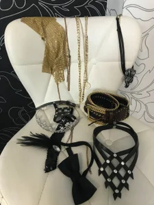 Jullia_Moor: attributes ( 7 фото)