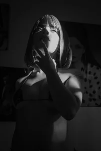 mili_moon_ in someone's house 😈🍷 Pic 2