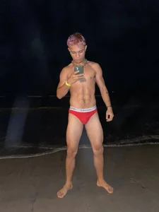 HannibalLester Public Kuva