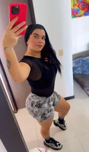 Siri_Luxx THIS JUICY LATINA GIRL! slika 5