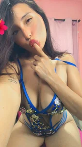 KateOwens_ Are you sure you can resist? 😈 Foto 2