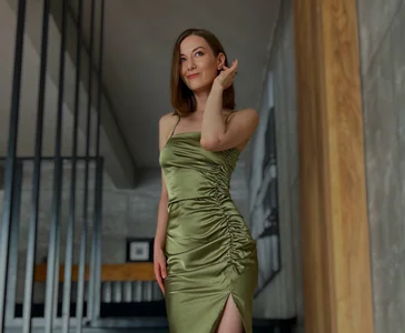 Kelly_Summersのcover girlの 2枚の写真