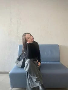 LeonaBelhumeur my January ^^ Pic 2