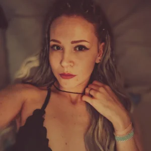 DreamyHarperPublic Bild