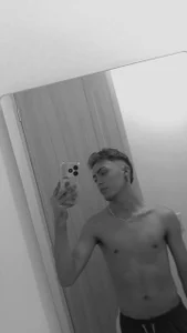 VERY_HOT_GUYS Antho🫶🏻 Pic