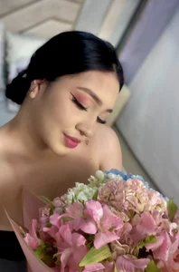 stefany_duque1_ I love flowers Pic