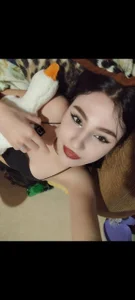 SimonaRay Public Pic 2