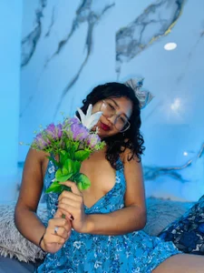 Zdjęcia SamanthaFox_8 Little Charms:  7