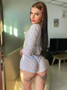 Isabel_Escorcia Come to Mijamada Immagine  2