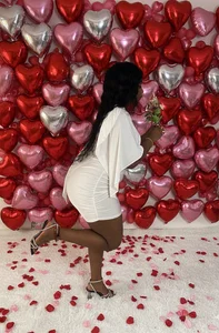 samylorenss HAPPY VALENTINE'S DAY ♥️🍫 Pic 3