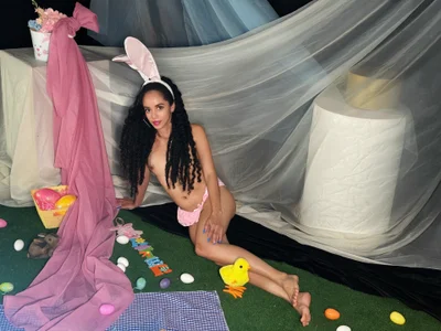 TerryGreenwood Happy Easter 🐰 Pic 6