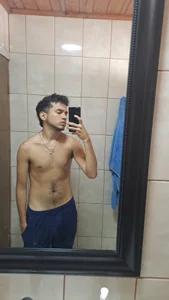 Maty_hot_01 Public  5টি ছবি