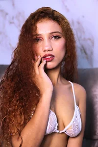 valentinaa_07 Natural, unhurried, and stylish. ❣️🤤🍷 slika
