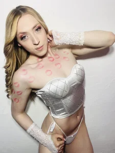 hazisabel: kisses 😍💋 ( 7 фото)