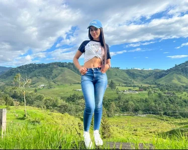 martina_mancini Feeds Pic 2