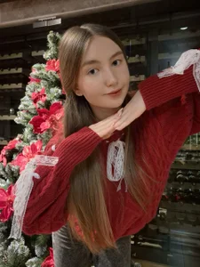 ElfredaTupy Time for dinner haha Pic 3