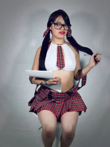 Zdjęcia Lya_Anal schoolgirl:  3