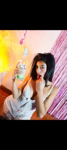 Esmeralda-18のHappy Valentine's Day my loves, I hope to have lots of fun todayの 8枚の写真