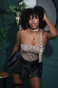 Looking Wild 💋 de kehlannis_  Imagens