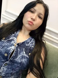 anais_xx0 Public Pic 4