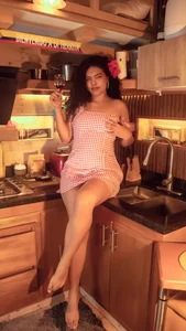Zdjęcia ms_ivanna How about we have a glass of wine?:  2