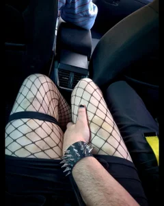 HisObedientGirl Public টি ছবি