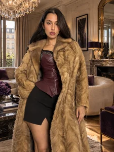 mistresssofianyx Public รูป  3