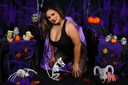 gisellsaenz YOUR HALLOWEEN KITTY 🎃🎃🎃 Foto 4