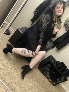 Thiccums-the-Goddess's photo