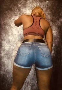 Ella-Rosa Public Pic 2