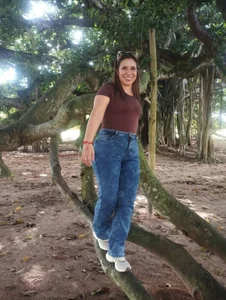 MIA-LARIOS ✨ Pic 2