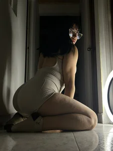 angie_rousse_ Public Pic 4