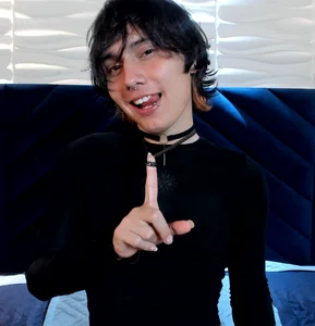 Brunodeluca_ My different facets 🥰😍😌😲🥵 Billede