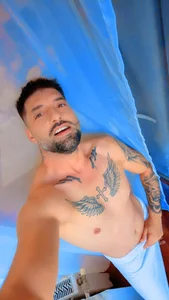 TommyDum smiles hot vibes Poză 4