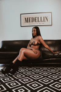 DakotaWangi Tight and naugthy😈🖤🔥 Immagine  3