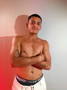 Noemi_Miller_ so sexy! Immagine  2