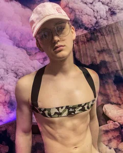 MrbigLouis Public Εικόνα 2