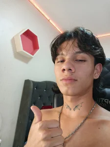 andy_dan18 Public  3টি ছবি